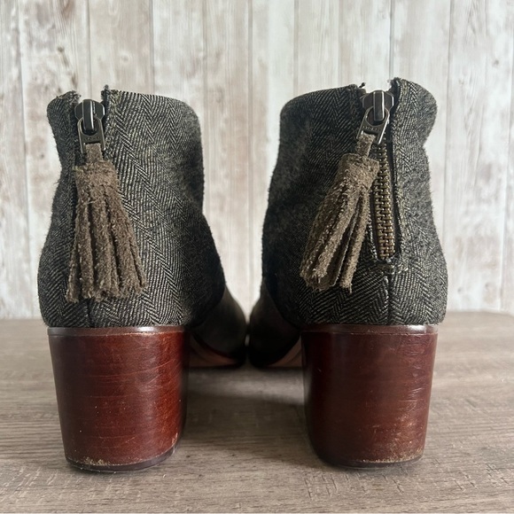 Tom’s Tweed and Suede Ankle Boots 9 - Picture 4 of 7